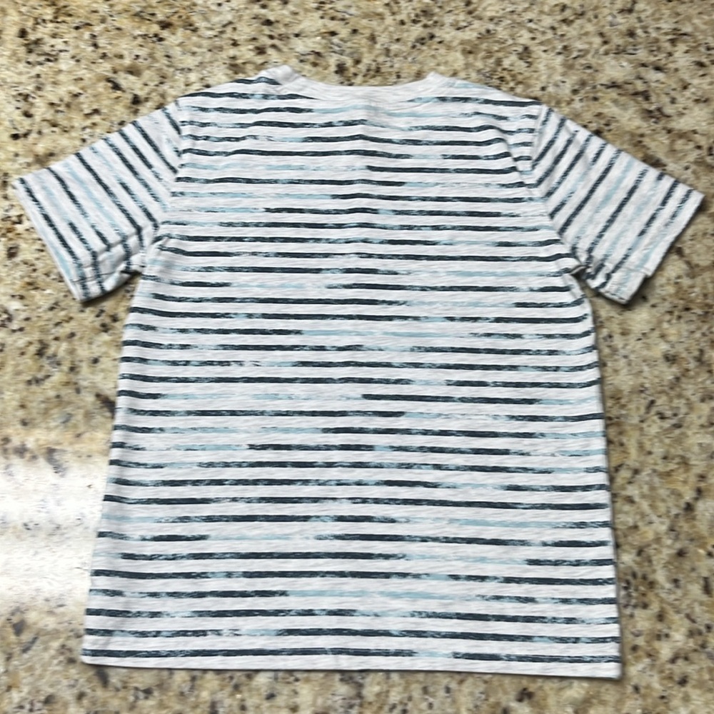 Calvin Klein shirt - Picture 4 of 4
